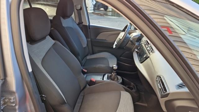 Citroen Grand C4 Spacetourer image 9