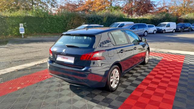 Peugeot 308 image 9