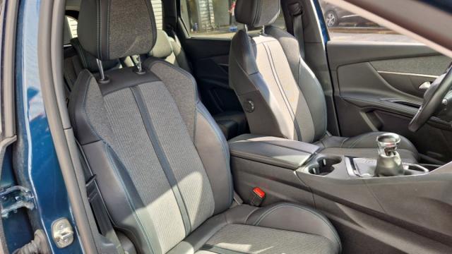 Peugeot 5008 image 3