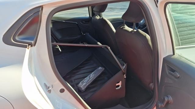 Renault Clio image 2