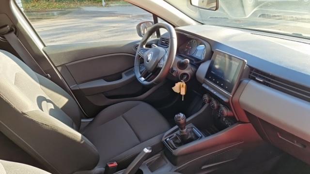 Renault Clio image 9