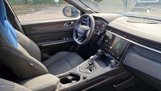 Lynk & Co 01 image 7