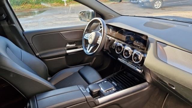 Mercedes Benz Gla image 5