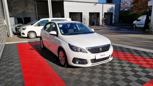 Peugeot 308 image 6