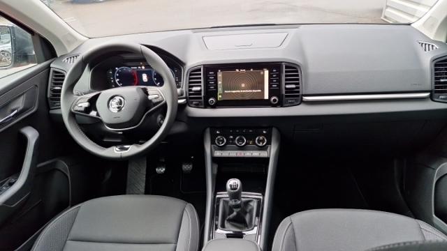 Skoda Karoq image 5