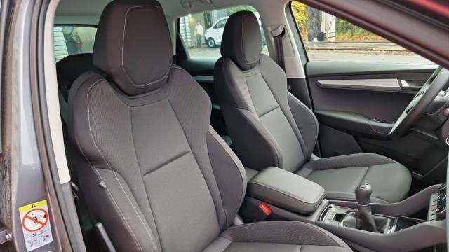 Skoda Karoq image 6