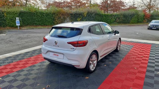 Renault Clio image 2