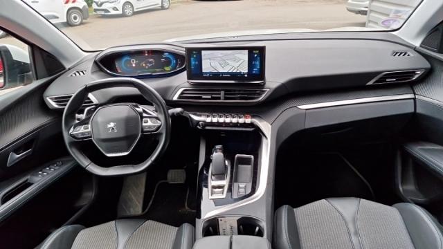Peugeot 3008 image 2