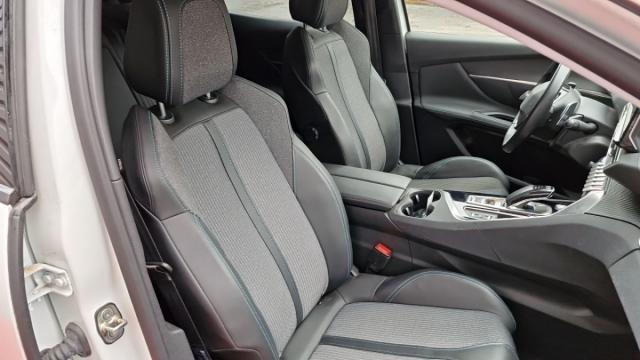 Peugeot 3008 image 8