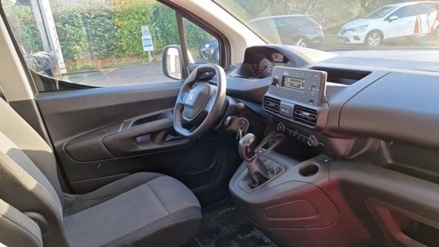 Peugeot Partner image 2