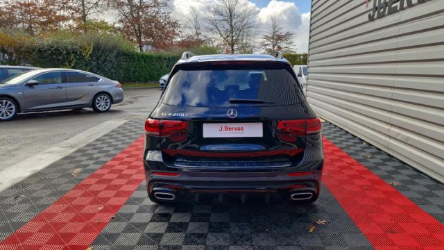 Mercedes Benz Glb image 2