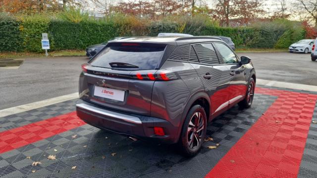 Peugeot 2008 image 2