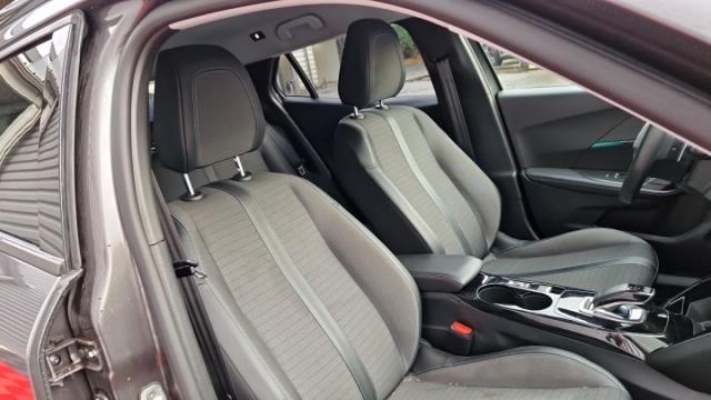 Peugeot 2008 image 5