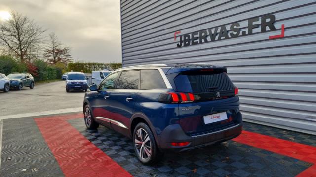 Peugeot 5008 image 2