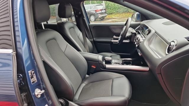 Mercedes Benz Gla image 7