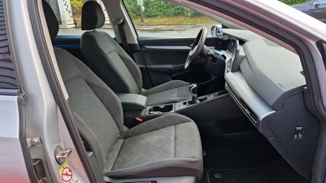 Volkswagen Golf Sw image 4