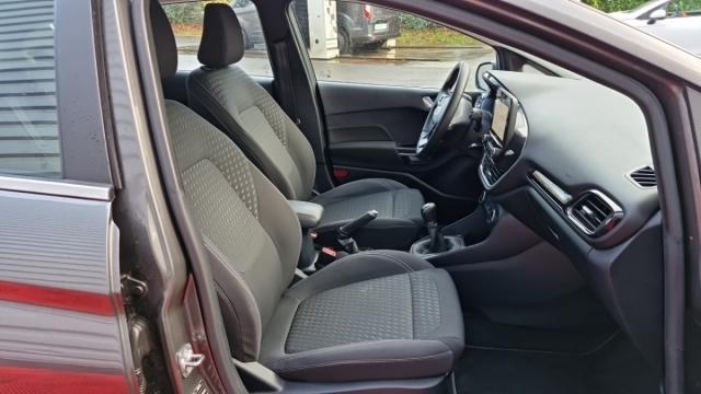 Ford Fiesta image 8