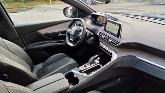 Peugeot 5008 image 6