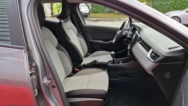 Renault Clio image 8