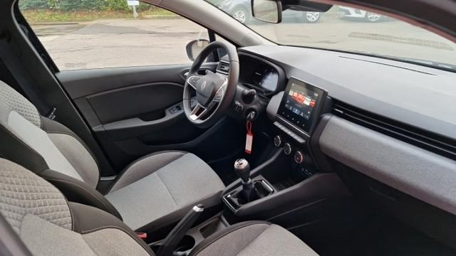 Renault Clio image 3