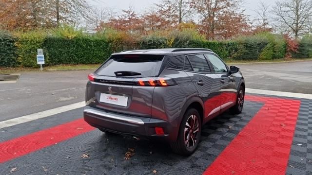 Peugeot 2008 image 1