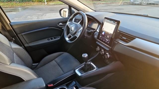 Renault Captur image 8