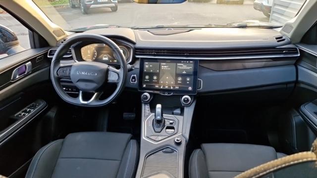 Lynk & Co 01 image 5