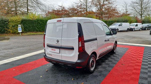 Renault Express Van image 5