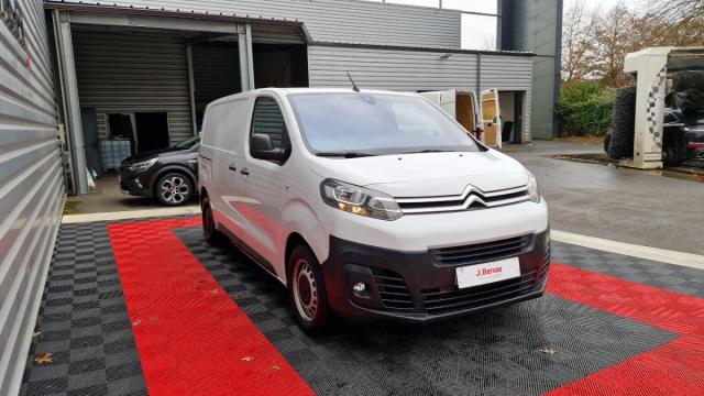 Citroen Jumpy image 8