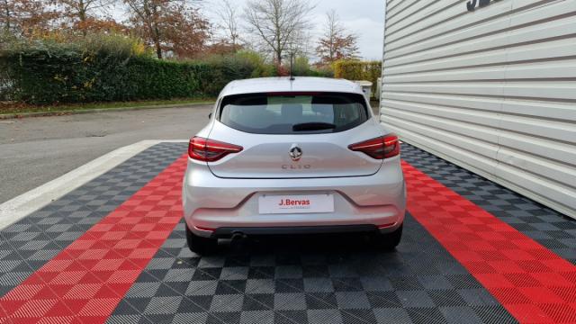 Renault Clio image 8