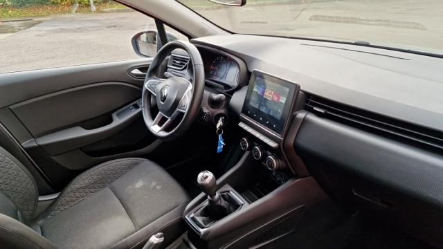 Renault Clio image 2