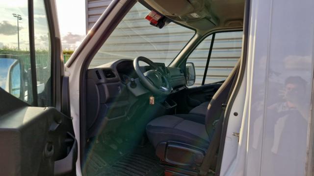 Renault Master image 3