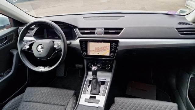 Skoda Superb Combi image 2