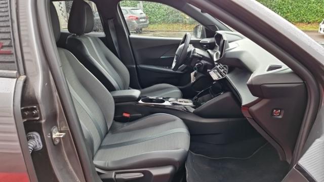 Peugeot 2008 image 5