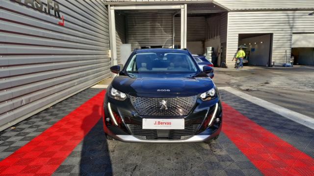 Peugeot 2008 image 3