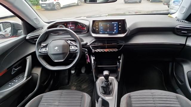 Peugeot 2008 image 6