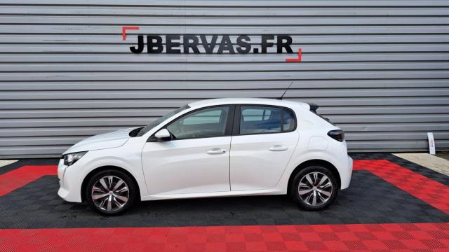 Peugeot 208 image 8