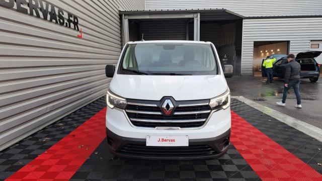 Renault Trafic image 1