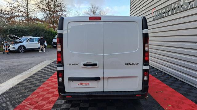 Renault Trafic image 8