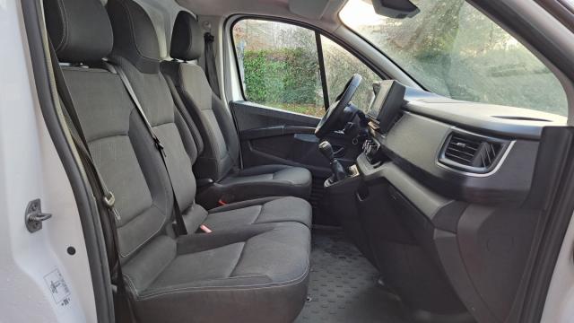 Renault Trafic image 7