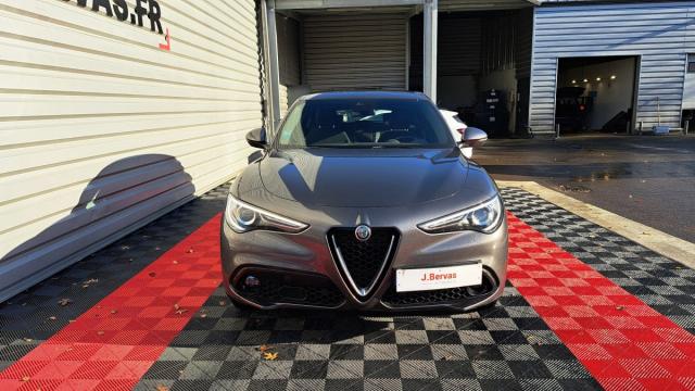 Alfa Romeo Stelvio image 3