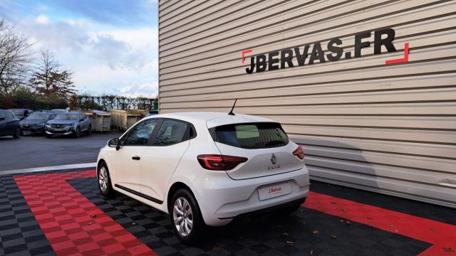 Renault Clio image 2