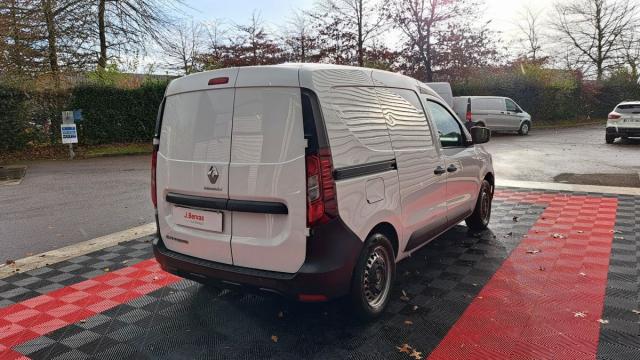 Renault Express Van image 5