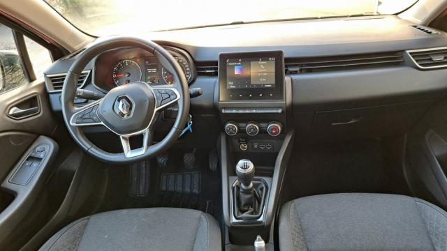Renault Clio image 8