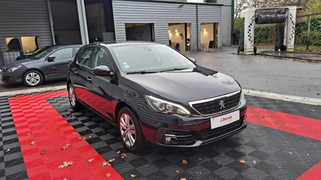 Peugeot 308 image 9