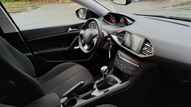 Peugeot 308 image 7