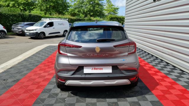 Renault Captur image 1