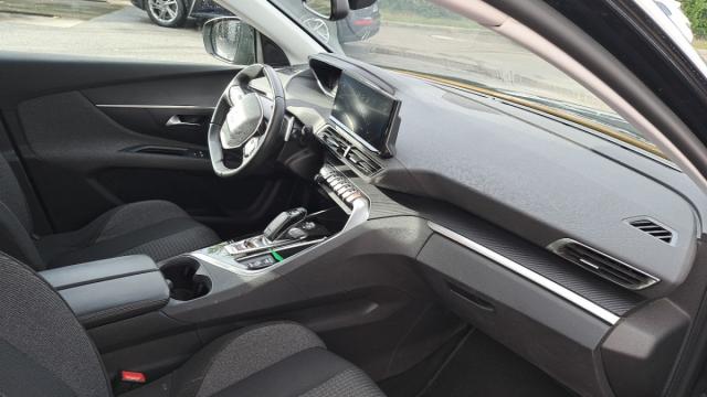Peugeot 5008 image 8