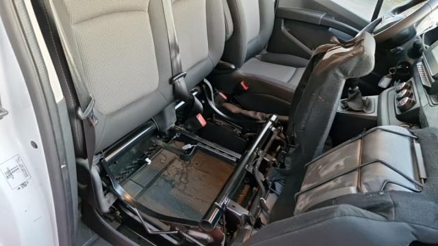 Renault Trafic image 2