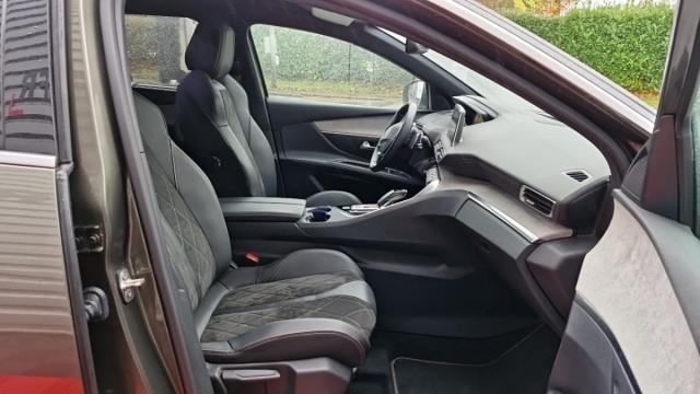 Peugeot 5008 image 4